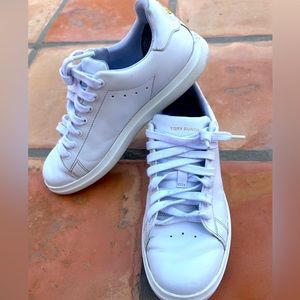 B53 Tory Burch Howell Court Sneakers, White Leather, Women's 7 M